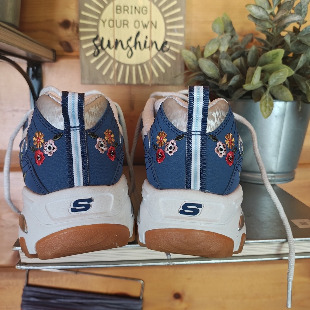 SKECHERS D'Lites Women's Navy White Floral Lace-Up Sneakers Memory Foam US 6.5 - Picture 6 of 8